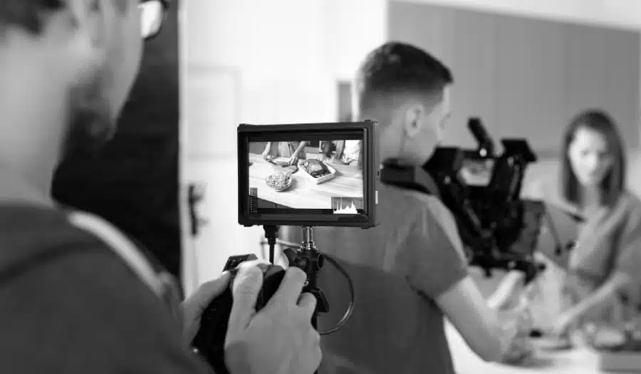 10 Proven Video Marketing Best Practices That Drive Engagement (1) 10 Proven Video Marketing Best Practices That Drive Engagement (1)