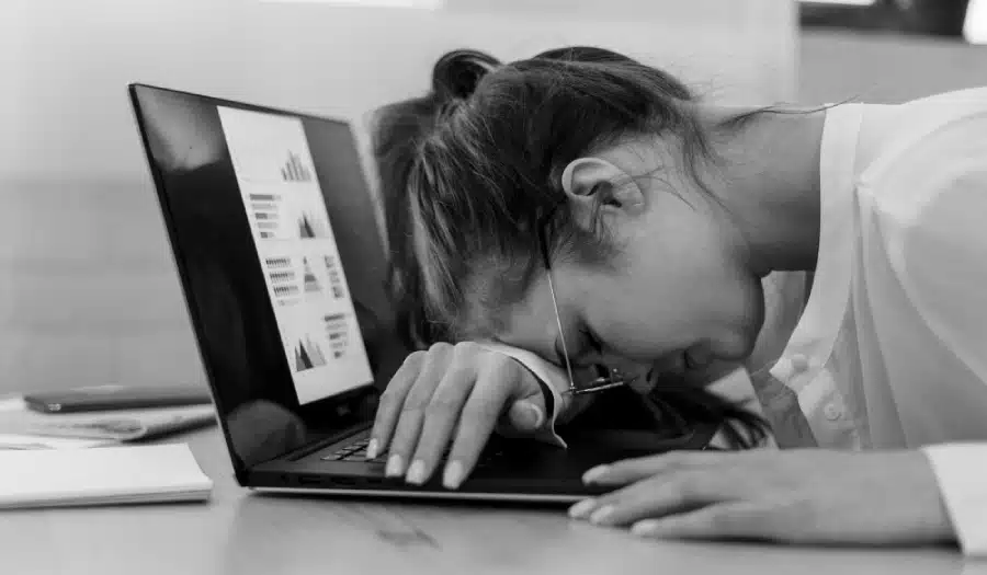 Avoid These 12 SEO Pitfalls If You Want to Rank Higher (1) Avoid These 12 SEO Pitfalls If You Want to Rank Higher (1)