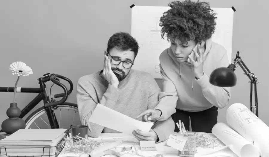 Is Your Business Struggling_ How 8 Companies Came Back from the Brink Is Your Business Struggling_ How 8 Companies Came Back from the Brink
