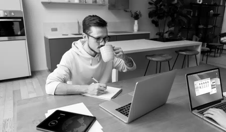 Taking Control of Your Career_ The Power and Potential of Freelancing (1) Taking Control of Your Career_ The Power and Potential of Freelancing (1)
