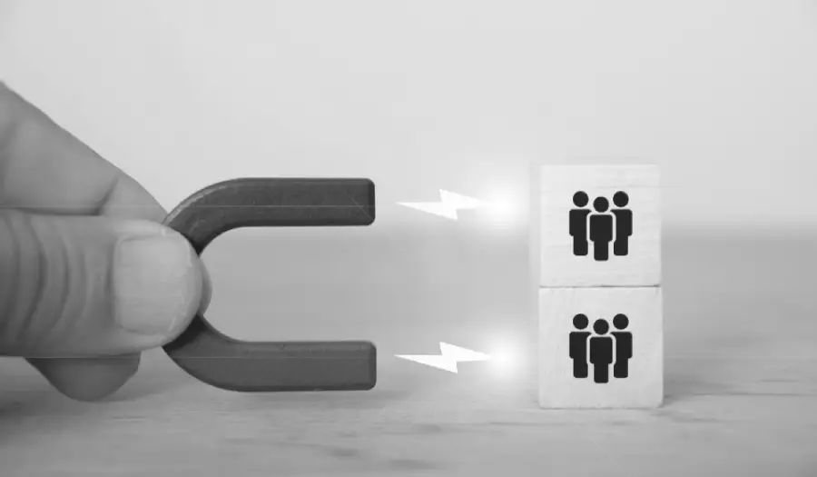 The Role of Digital Marketing in Retaining Customers and Driving Repeat Sales (1) The Role of Digital Marketing in Retaining Customers and Driving Repeat Sales (1)